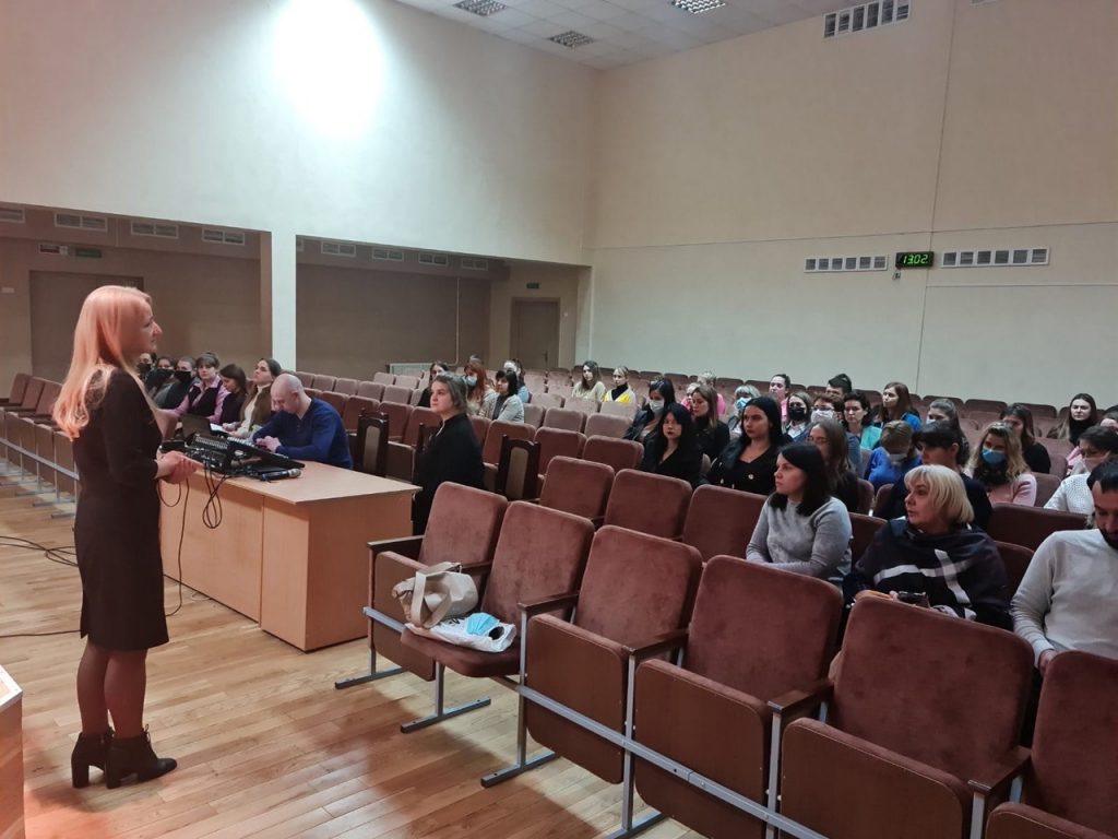 Узнали, о чем говорила заместитель председателя Минрайисполкома Ирина Тихонко с коллективом Боровлянский школы № 3