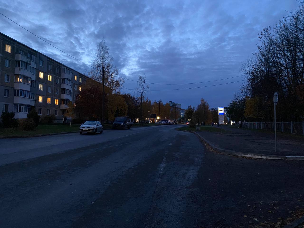 Житель Гатово бьет тревогу: на улице Металлургической не горят фонари ...