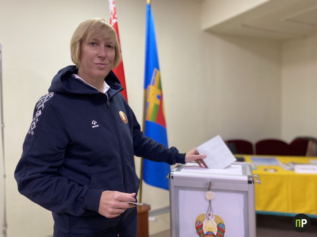Свой голос за кандидата в Президенты отдала олимпийская чемпионка Екатерина Карстен