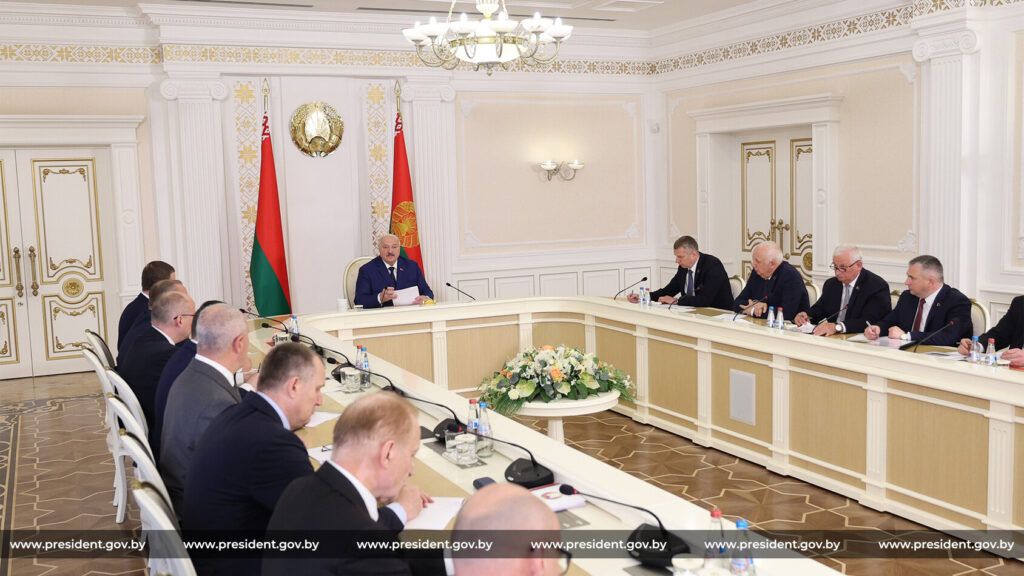 Александр Лукашенко дал четкие и предметные указания по вопросу благоустройства