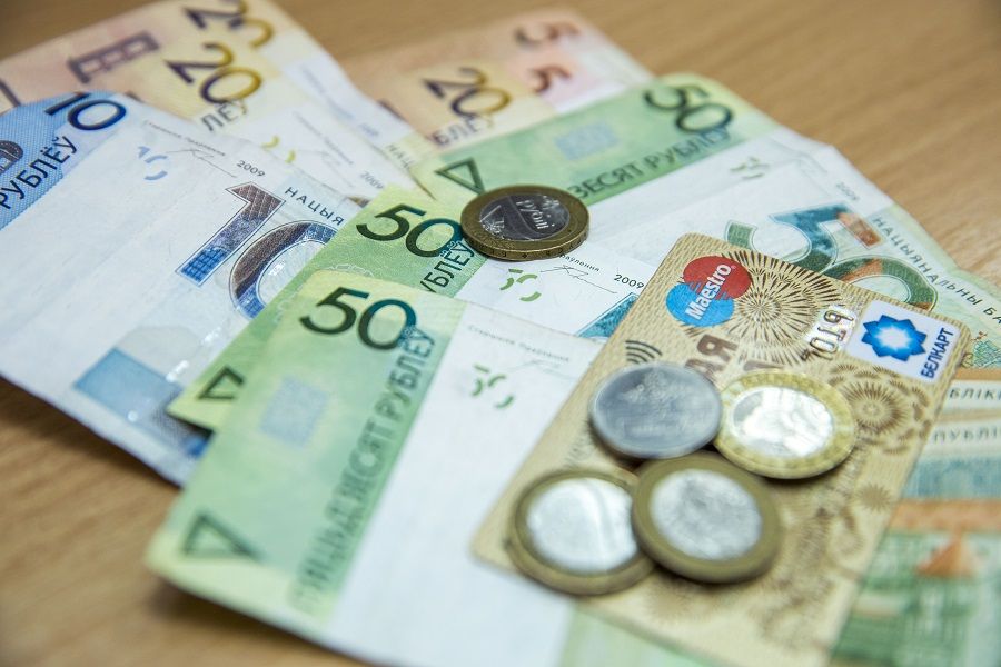 В Минском районе возбуждены два уголовных дела о хищениях на рабочих местах
