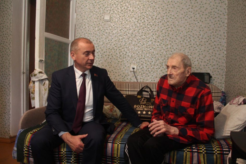 Забыть ветеранов — забыть свое прошлое. Почему ветераны и узники каждый год ждут гостей