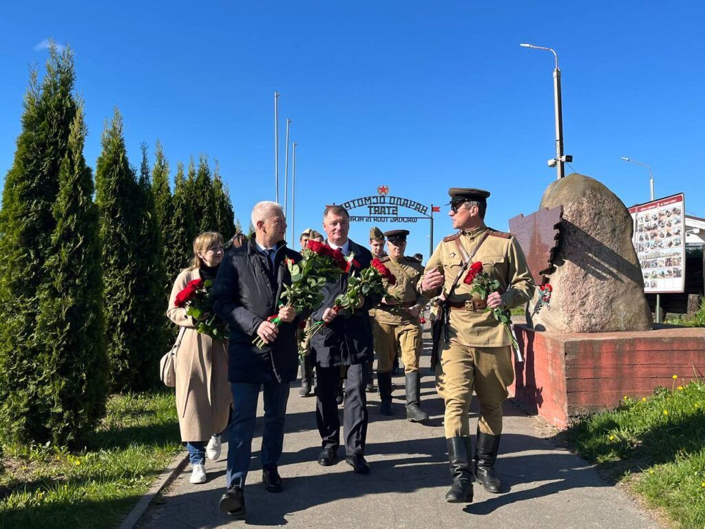 Память защитников Минского укрепрайона почтили на Линии Сталина
