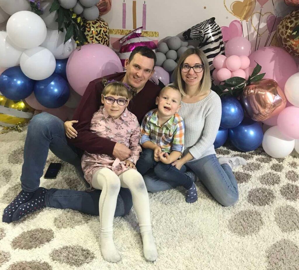 Как проходят будни в семье врача скорой помощи из Атолино
