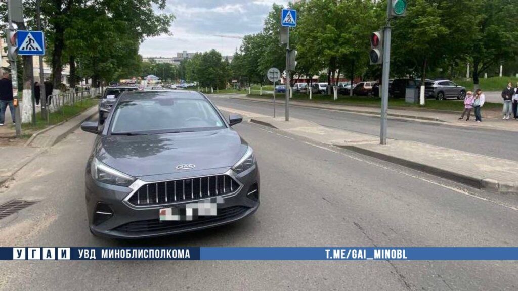 В Боровлянах сбили ребенка на самокате