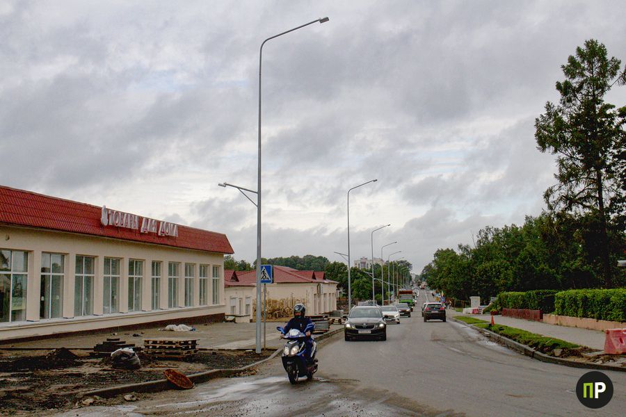 Принципиально новый подход к освещению. В Заславле идет масштабная модернизация электросетей