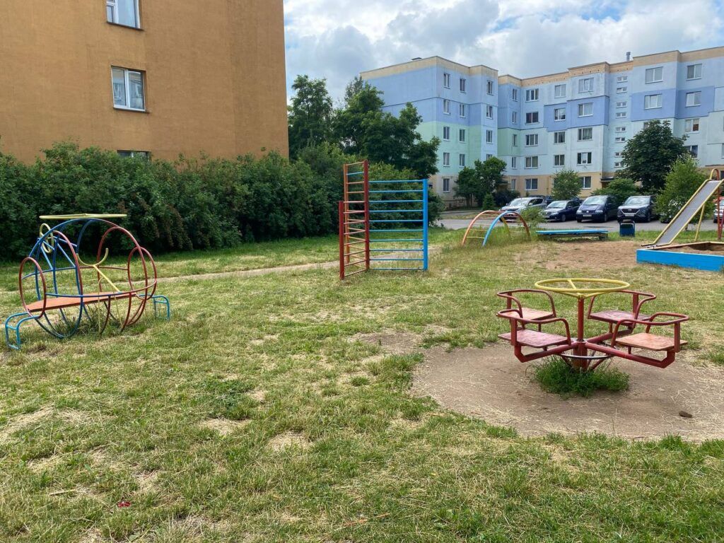 Какие работы проводят коммунальники в Гатово