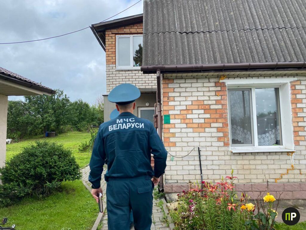 Работники Минского РОЧС посетили более 450 домов в Новодворском сельсовете