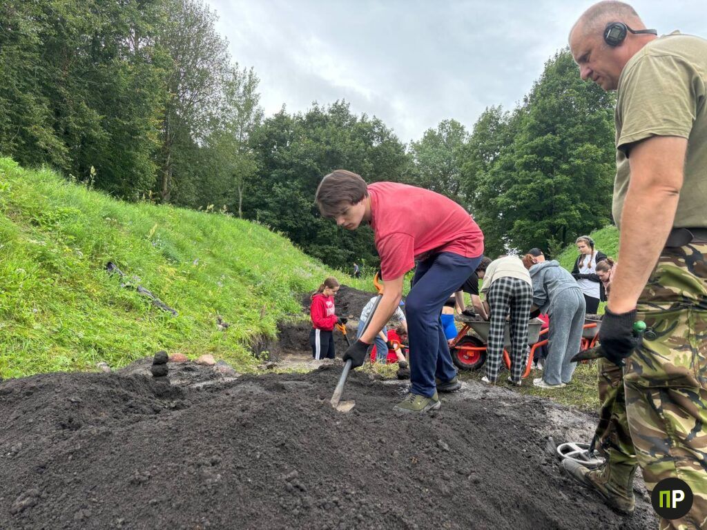 Узнали, что археологи и волонтеры нашли этим летом на раскопках в Городище