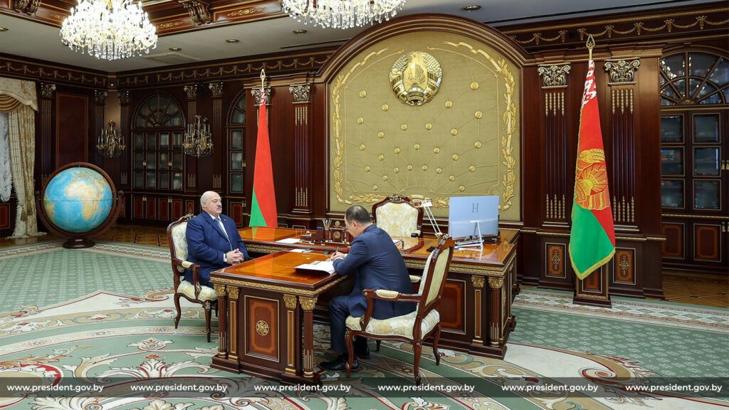 Президент обсудил с Нацбанком будущее крипторынка в Беларуси