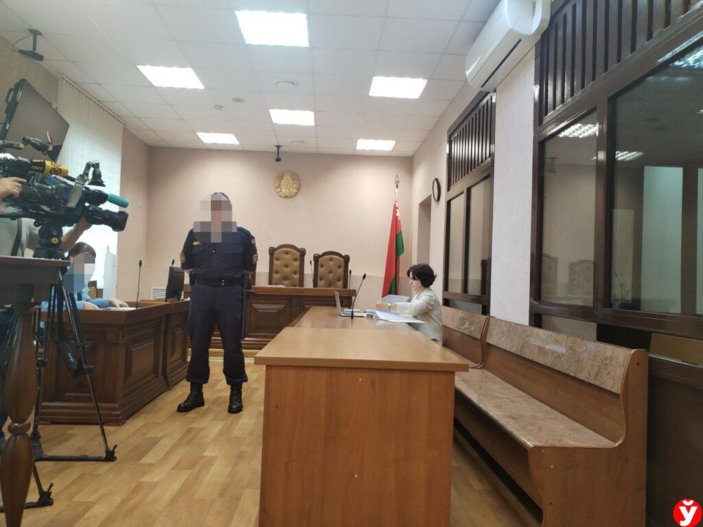 Отрубил 4 пальца: подробности громкого дела в Минском областном суде