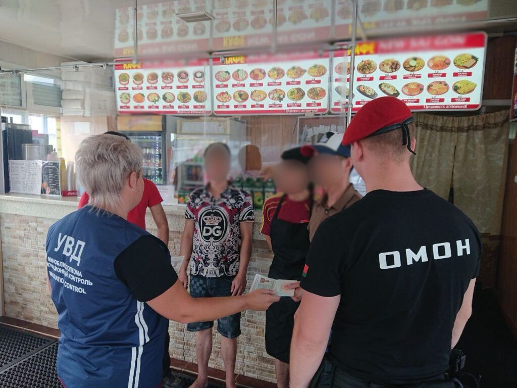В Минском районе задержали 33 нелегальных мигранта