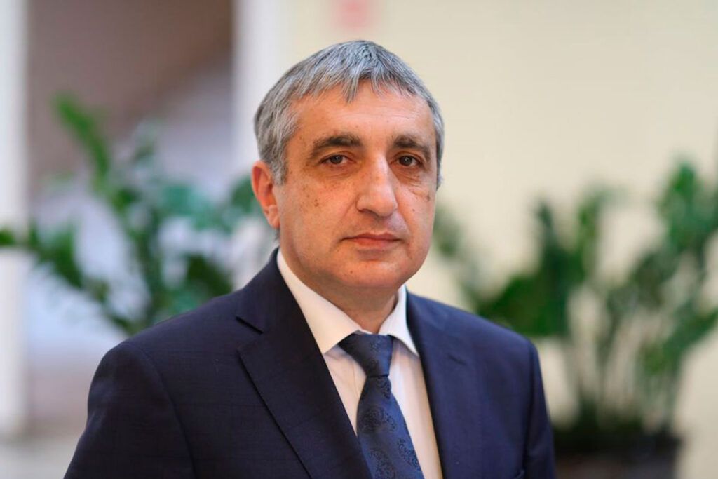 Гарик Барсамян проведет прямую линию