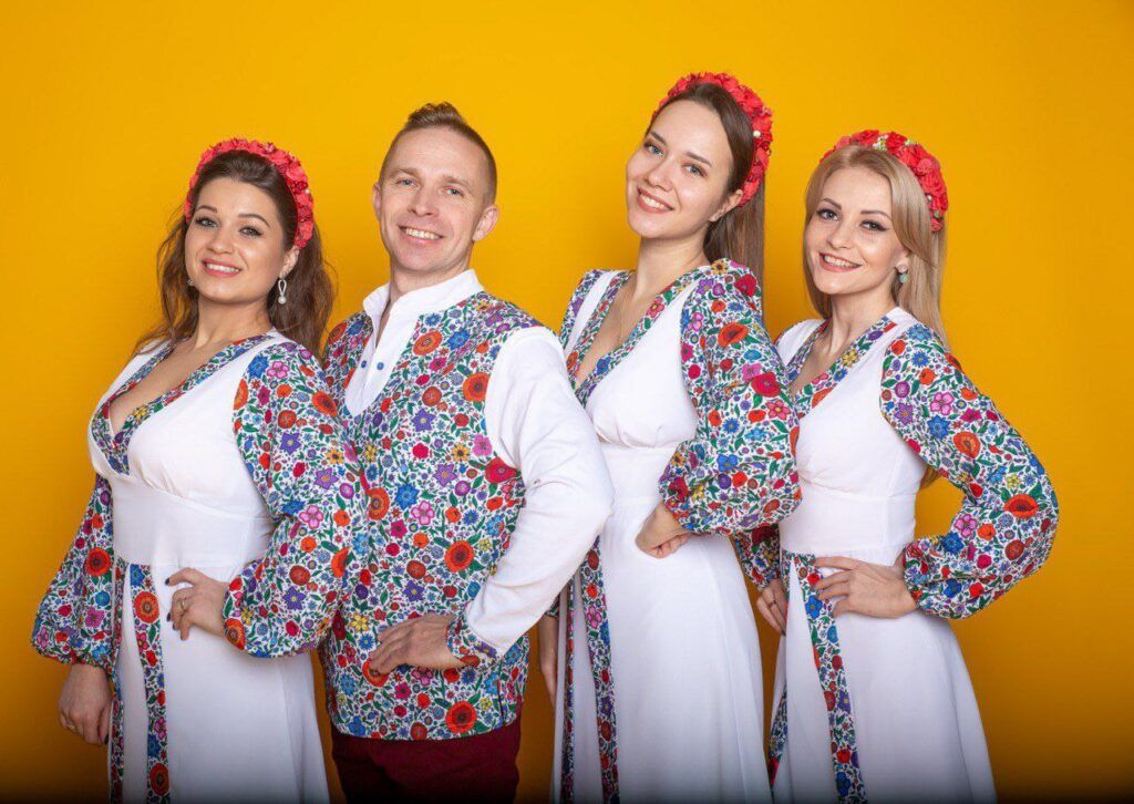От деревни до Дубая: как группа «Богач» несет белорусскую культуру по всему миру
