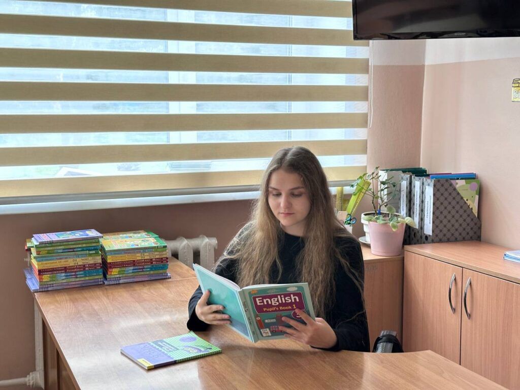 Кружки китайского языка появились в Семковской школе. Их ведет молодой специалист