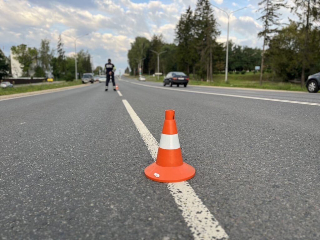 Возле Лошан на время перекроют дорогу