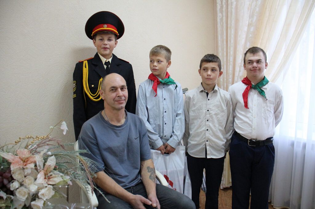 Прошли через СОП: как литовец в одиночку воспитывает четырех сыновей в Петришках