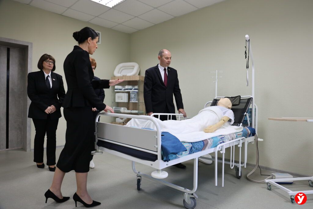Алексей Кушнаренко ознакомился с уникальными проектами ТЦСОН Минского района