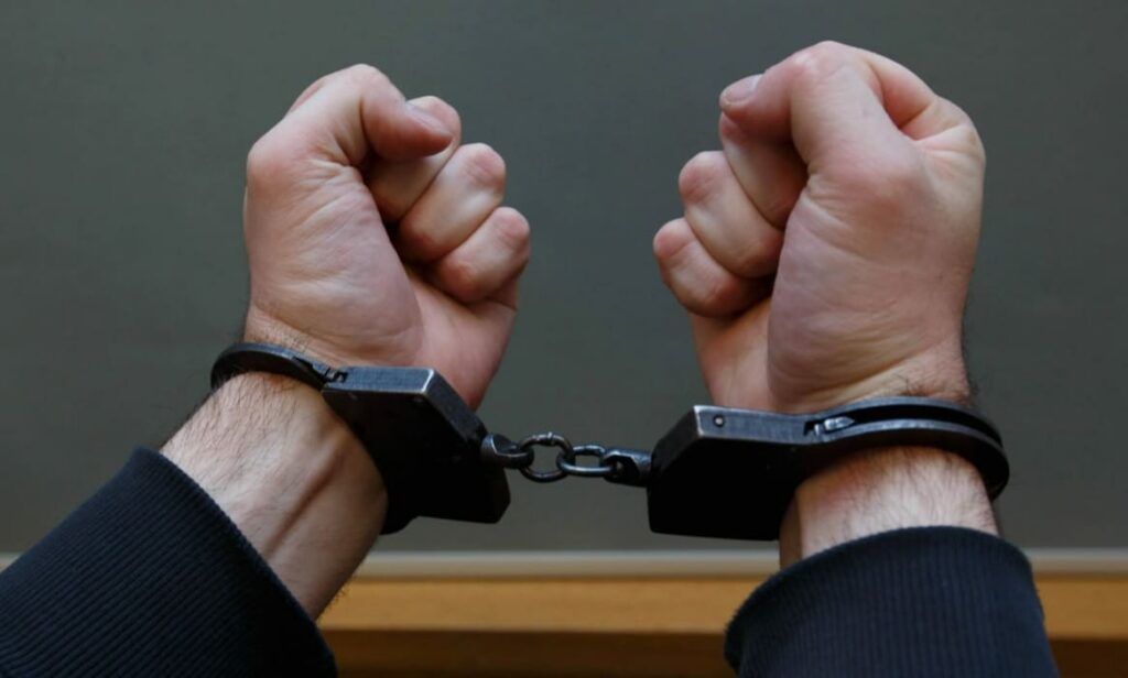 В Мачулищах мужчина стрелял в подростка. Узнали подробности