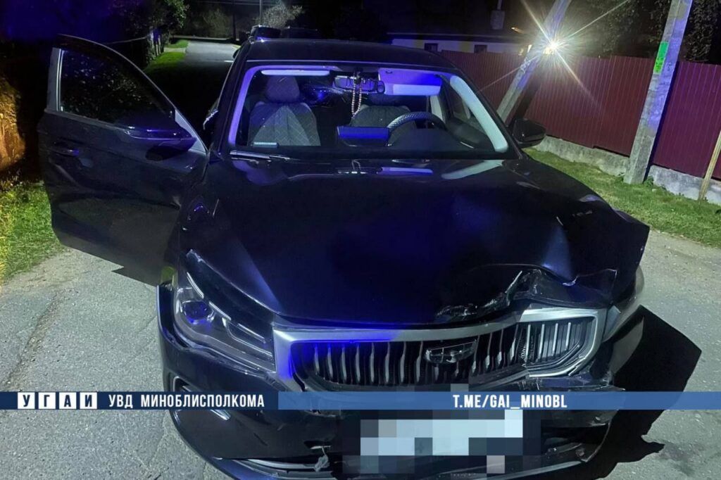 В Михановичах столкнулись Nissan Primera и Geely Emgrand