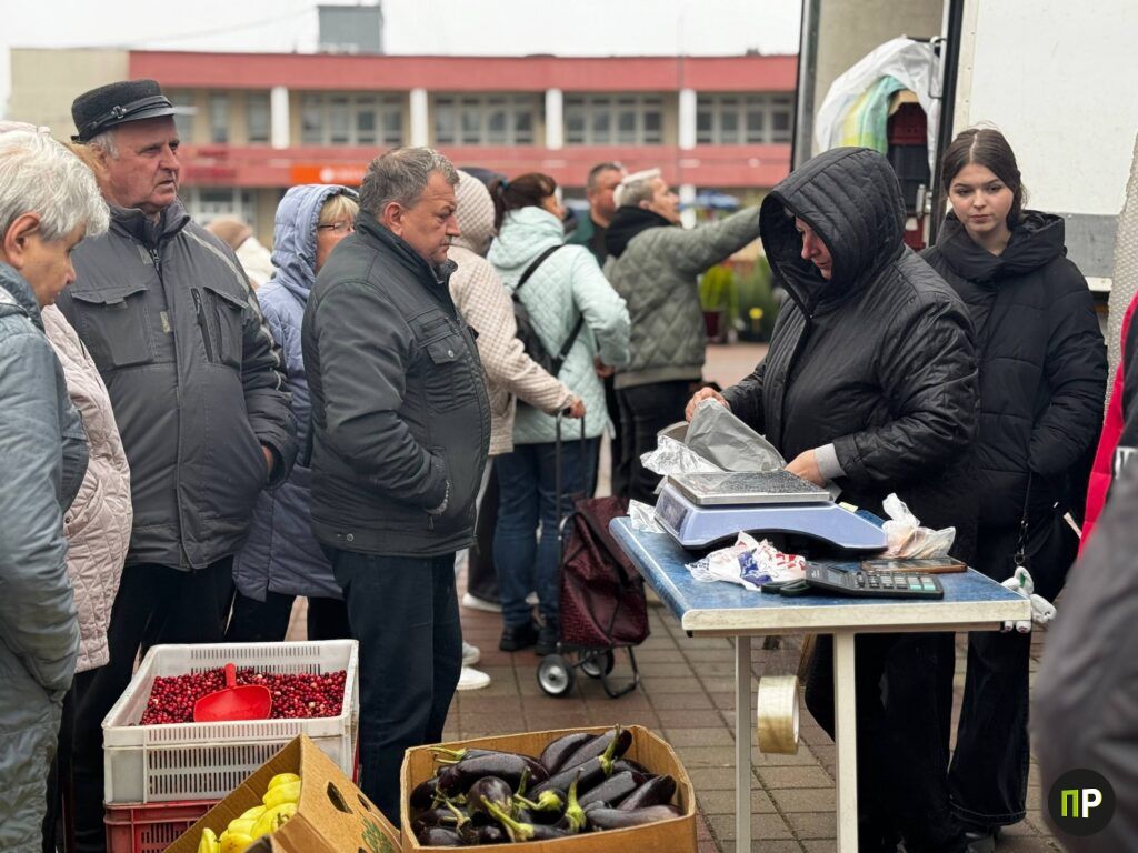 Посмотрели, что и за сколько продают на ярмарке в Лесном