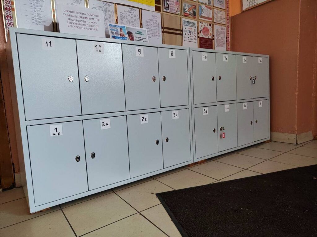 Опыт Крупицкой школы за 2 месяца: что думают ученики о запрете телефонов