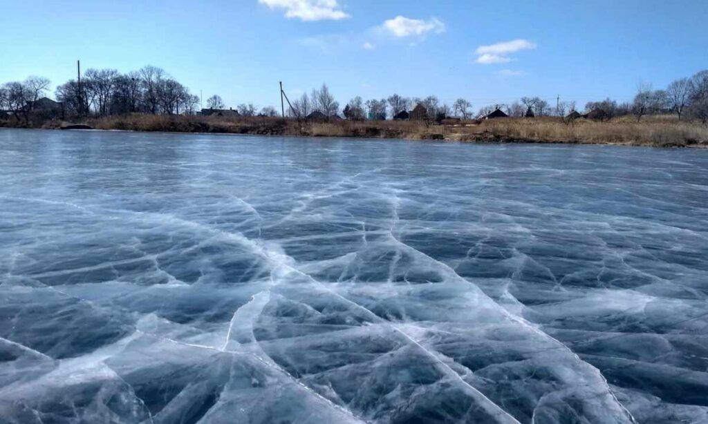 Запрет на выход на лед вводится в Минском районе 