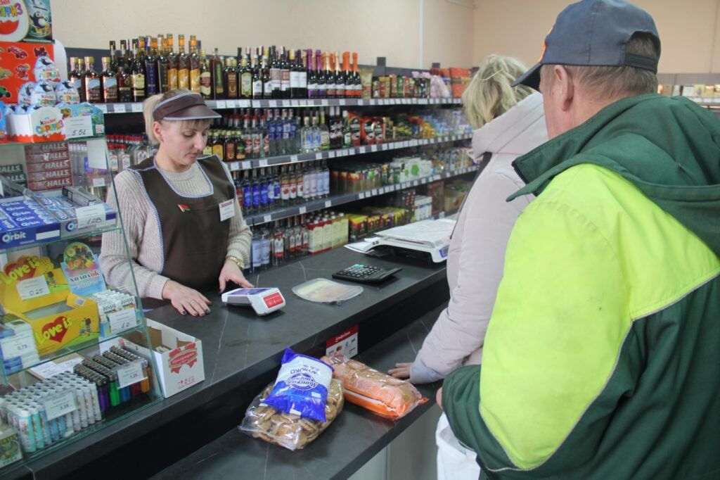 В Минском районе обсудили развитие торговли и решение проблем отдаленных деревень