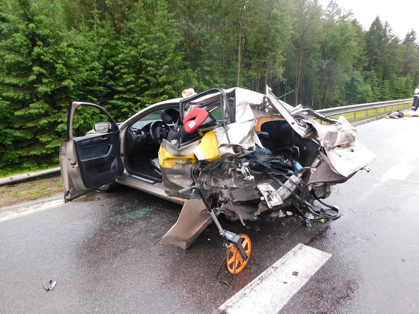 Следователи впервые рассказали подробности аварии на М2, где погибла семья из России