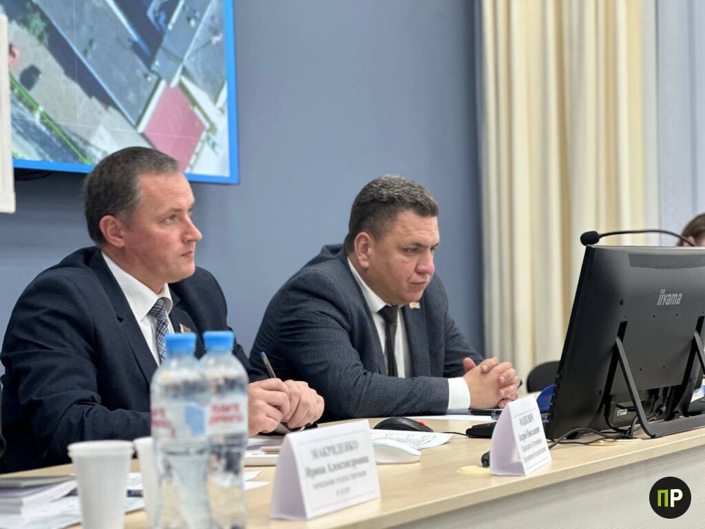 Жительница Околицы просит главу Минского района помочь с местом для торговли цветами