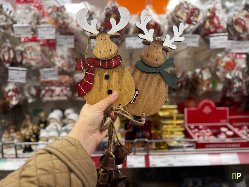 Нашли под Минском магазин с дешёвым новогодним декором