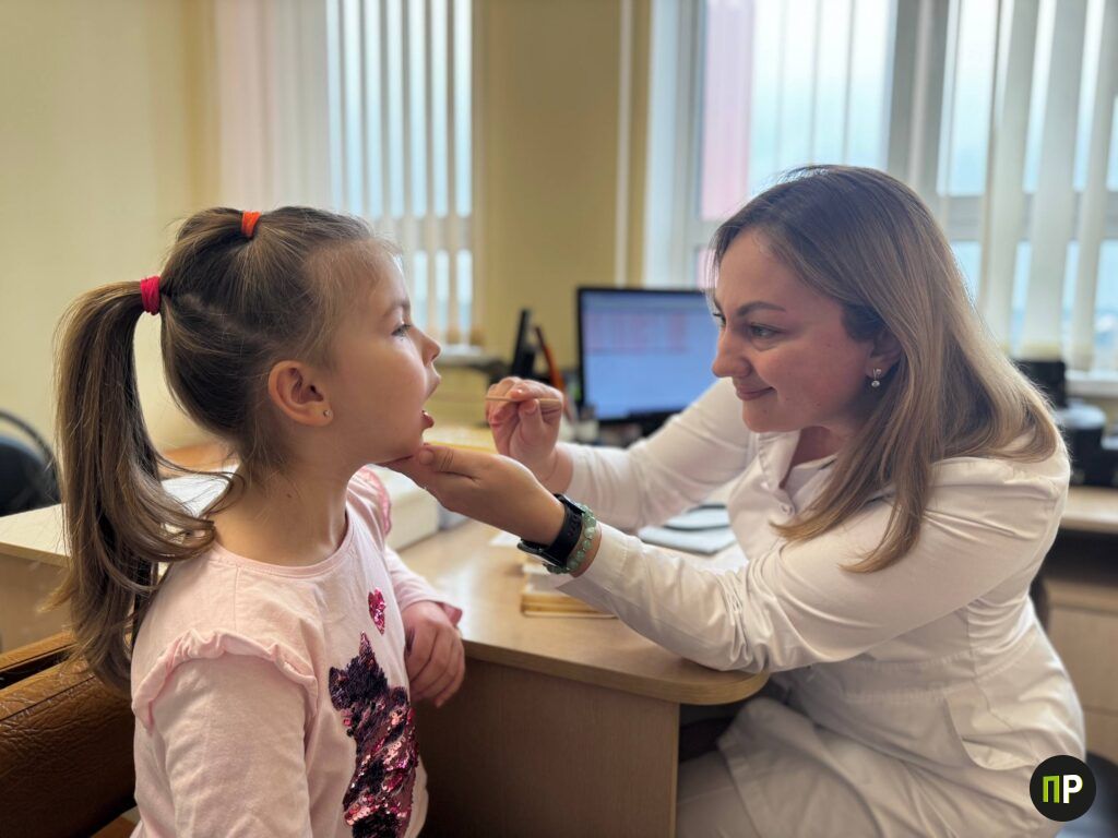Как завоевать доверие ребенка в кабинете врача, рассказала опытный педиатр