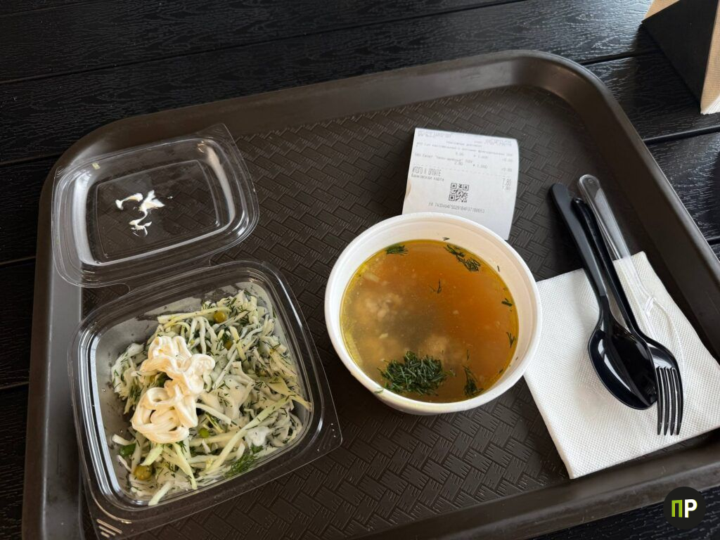 Можно ли полноценно пообедать за 10 BYN в пекарне, проверяем под Минском