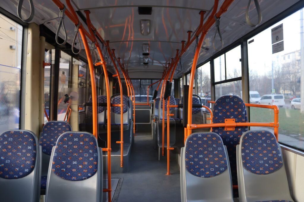 Как обойщица из Минского района дарила уют столичным троллейбусам