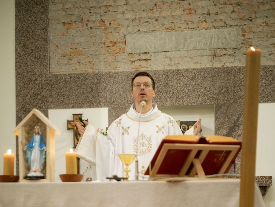 Настоятель костела в Копище объясняет смысл Сочельника и Рождества