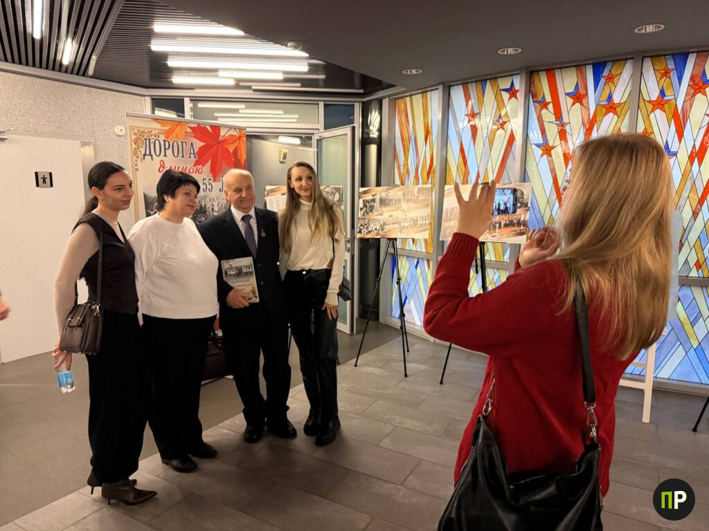 В Музее ВОВ презентовали книгу педагога-ветерана Минского района