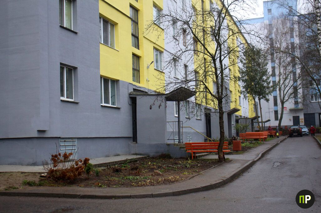 В Заславле жители многоэтажки смыли бутылку и строительный мусор — страдал весь дом