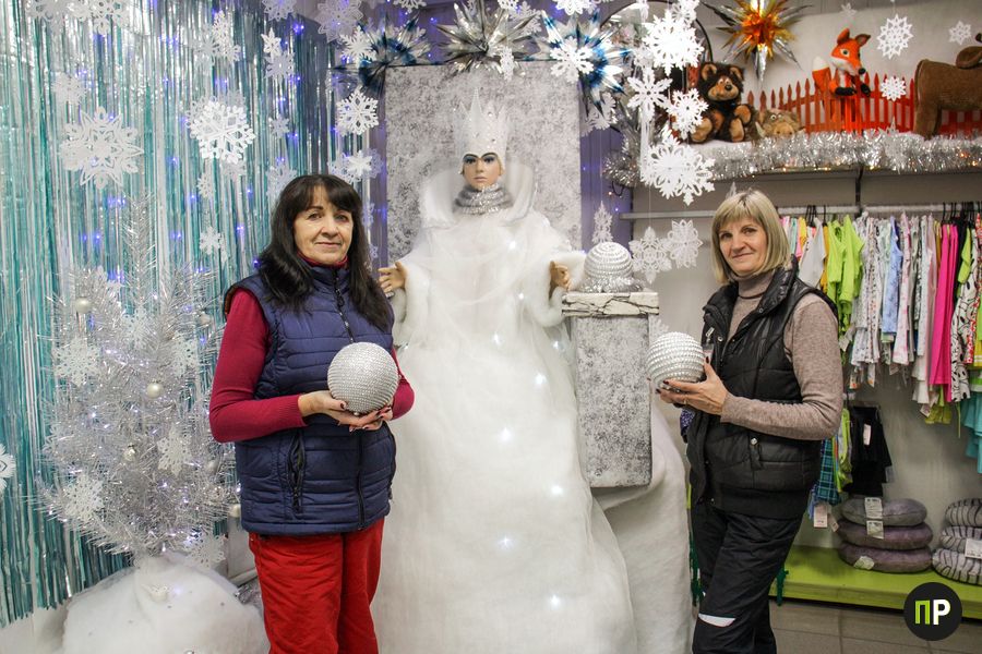 Нашли ту самую Снежную Королеву из столичного ТЦ в Заславле