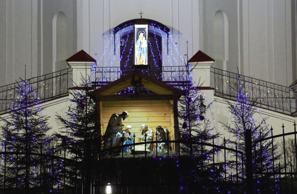 С Рождеством Христовым католиков поздравляет руководство Минского района