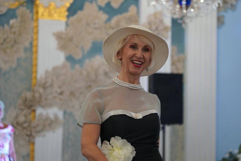 От Мачулищей до Милана: как жительница городского поселка стала моделью после 60