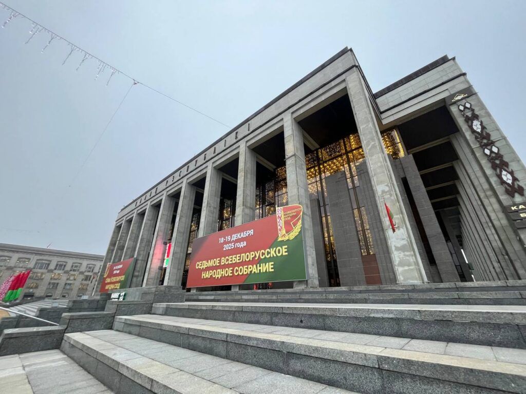 Лукашенко призвал активнее привлекать граждан к обсуждению законов