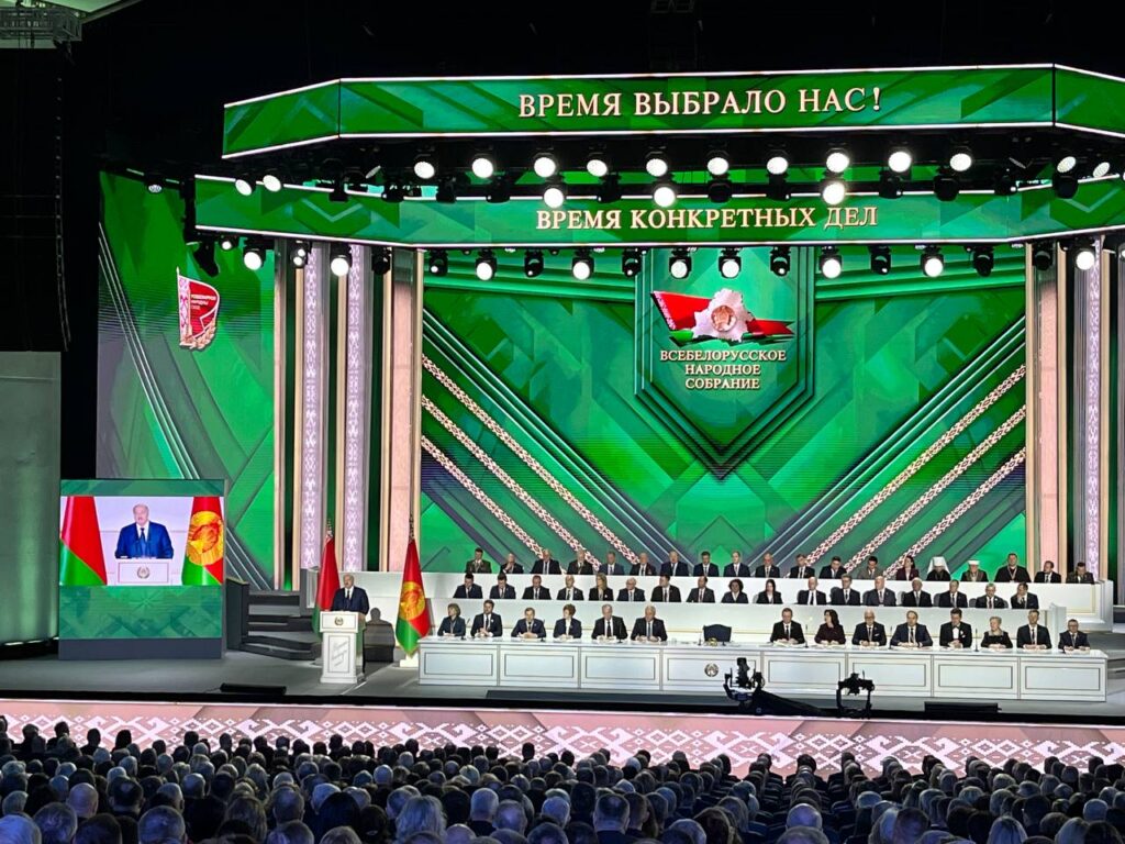 Лукашенко назвал ключевые приоритеты для армии Беларуси