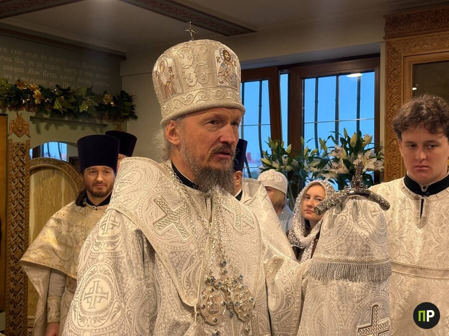 Митрополит Вениамин освятил домовой храм в Хатежино    