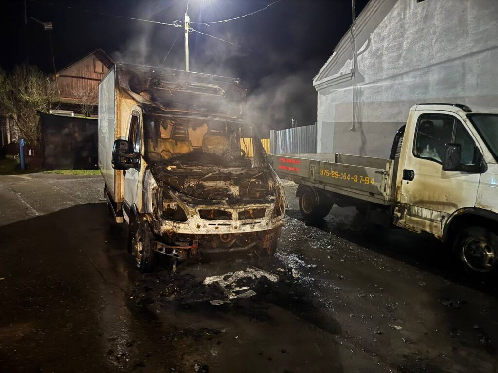 В Острошицком Городке горел грузовик. Узнали подробности