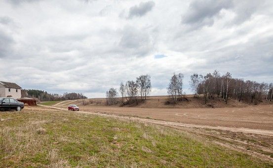 В Ратомке на торги выставили земельный участок за долг: в чём особенности лота