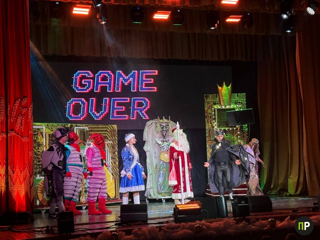 Около 600 детей стали гостями новогодней ёлки в Минском районе