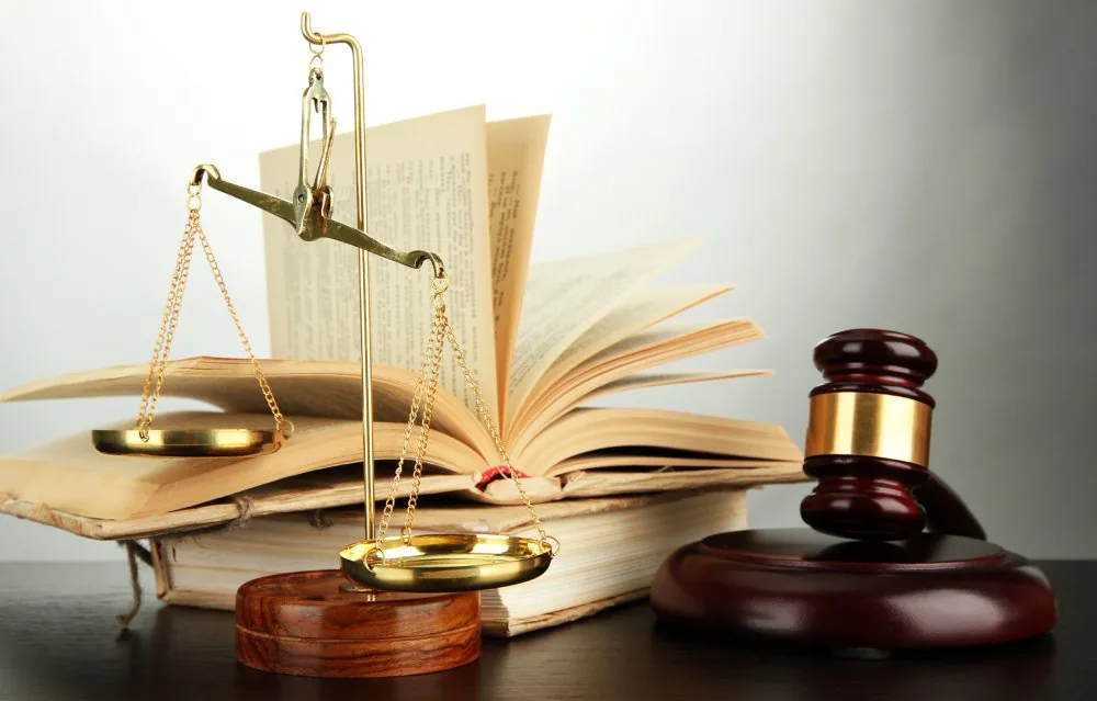 Руководство Минского района поздравляет юристов с профессиональным днем