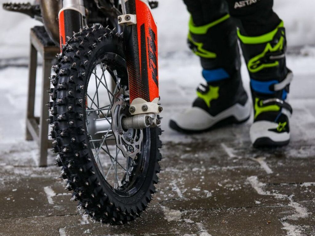 Под Минском пройдут уникальные ледовые гонки MX Speedway