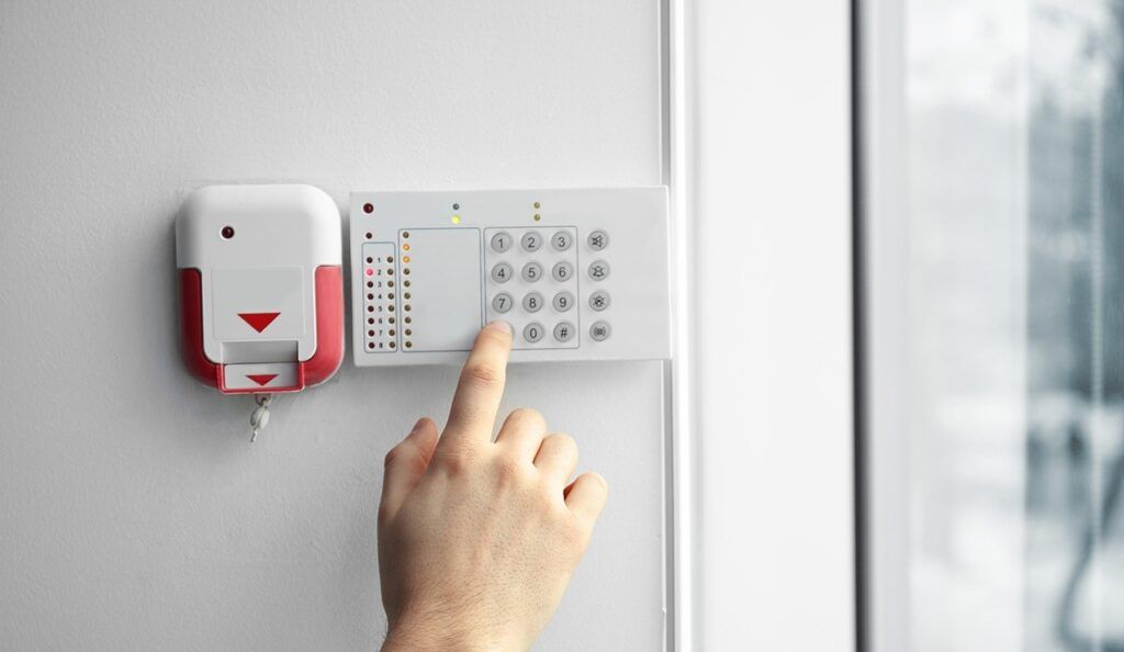 Как охранная сигнализация становится главным фактором безопасности