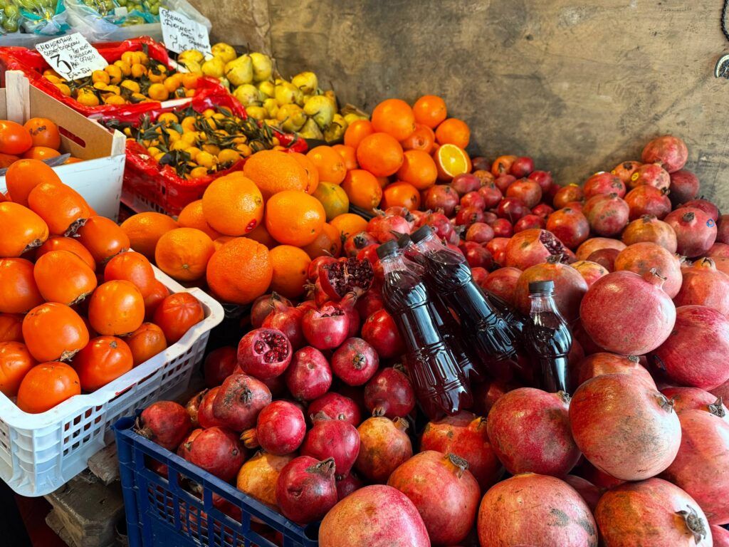 Посмотрели, за сколько на Таборах можно купить овощи и фрукты в январе